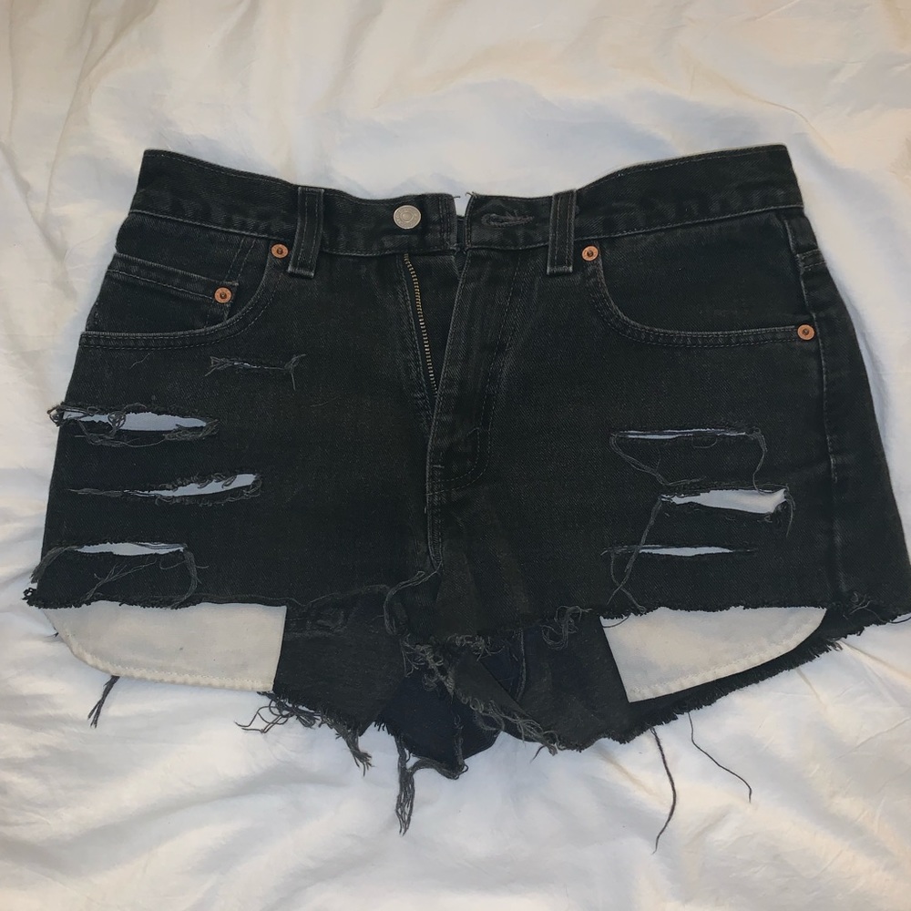 Levi’s 550 Ripped relaxed for shorts